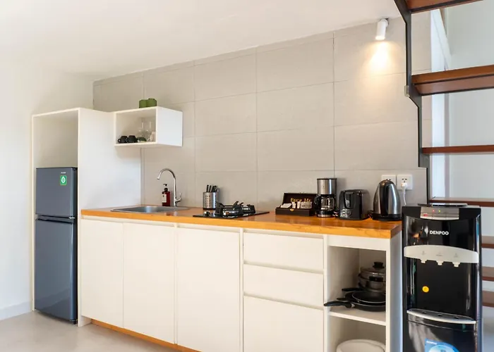 Luxury Tropical Loft In Heart Of Berawa アパート