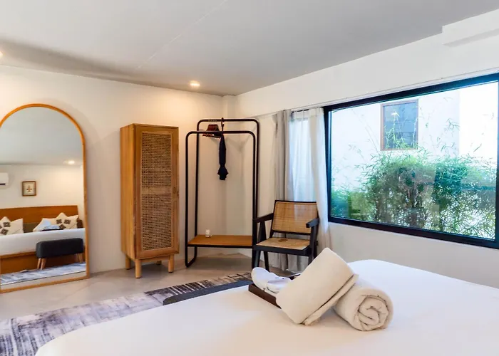 Luxury Tropical Loft In Heart Of Berawa チャングー